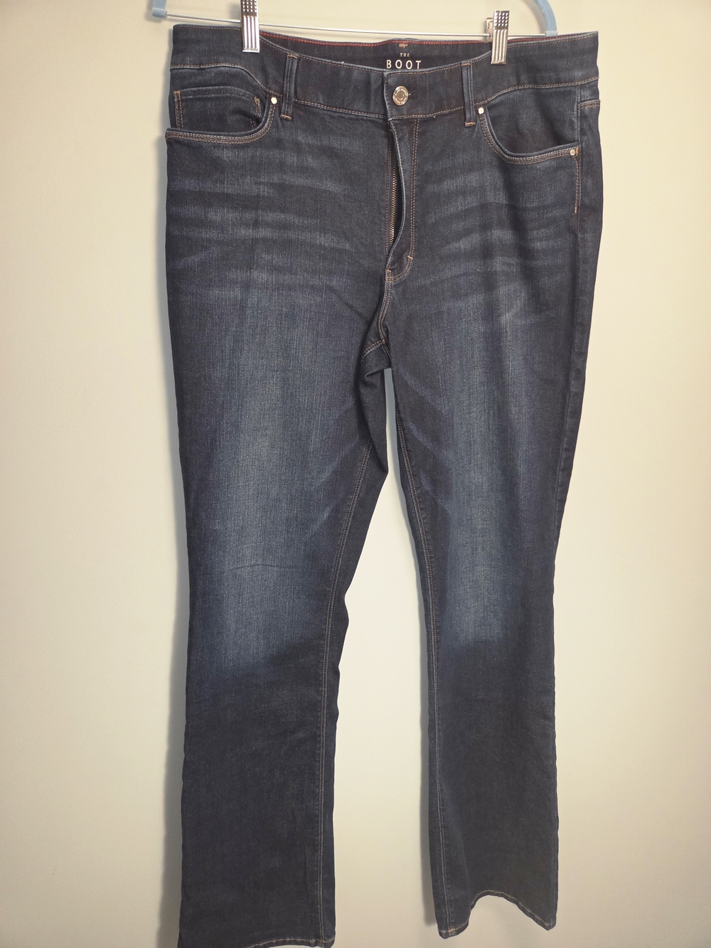 White House Black Market "The Boot" Jeans Dark Wash Stretch Bootcut Women's.